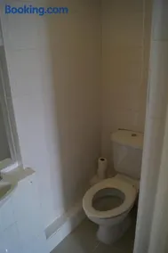 133 A Park Road - Image 4
