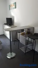 charmant studio dans résidence neuve et calme - Image 1