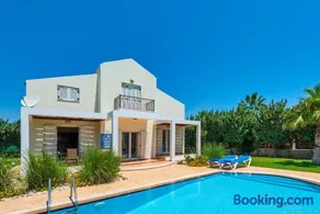 Apollo Villa - Image 1