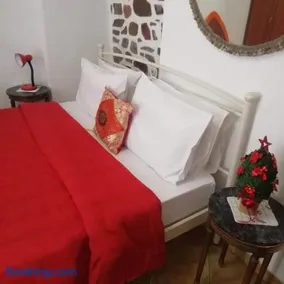 Όμορφο Πέτρινο Σπίτι στη σαμο - Image 5
