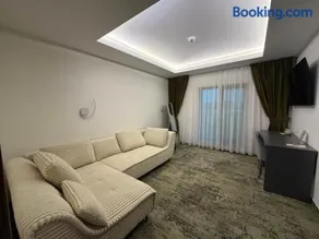 RIVER PLACE - Image 1
