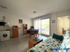 Vaux-sur-Mer : Appartement 2* avec piscine et balcon - Image 5