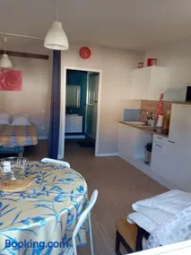 Studio à louer - Image 3