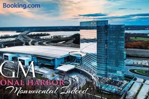 Luxurious National Harbour home - Image 3