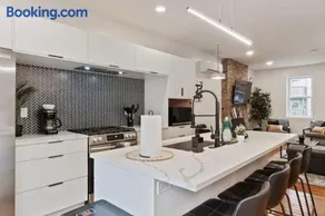 Holiday Special 2 Houses Duplex Rental with 6 bdrms - Image 2