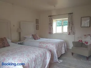 Loadbrook Cottages - Image 4