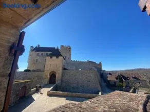 La Croquante face au château - Image 1