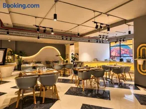 Soho Suites - Image 4