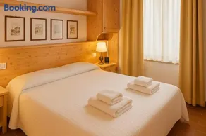 42 Cozy Amiata Escape Private Pool, Fast Wi-Fi & Free Parking - Image 2