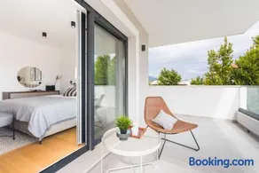 Villa Auni Grey - Heated Pool - Rooftop - Seaview - Beach - Image 2