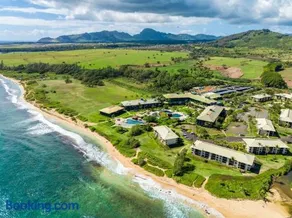 Exclusive Kauai Beachfront Resort with Dining, Bar, Spa, Pool & Waterslide - Image 5