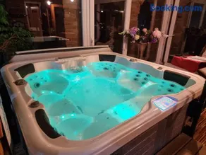 Virág Wellness Villa - Image 4