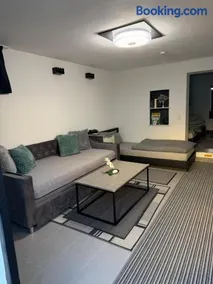 Schöne&Moderne&Zentrale Ferienwohnung Nähe A96 - Image 1