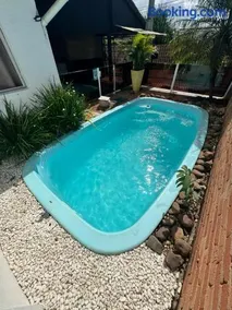 JL10 - Casa completa com piscina, Wi-Fi e Garagem - Image 1