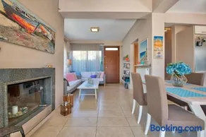 Elegant new maisonette near the sea - Image 1