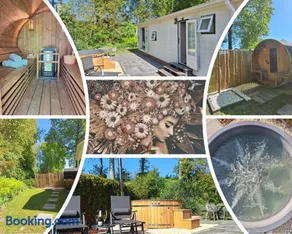 Stelle Maris Wellness, carefree enjoyment! Private Sauna & Hottub in Zeeland, Airco, Free Wifi and more! - Image 1