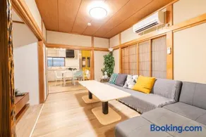 oyadoya nagoya kusu 名古屋 大人数貸切ホテル 最大10名 施設内駐車場有り - Image 1