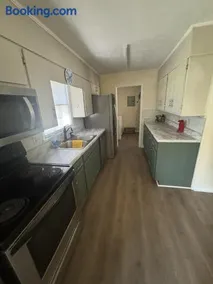 Gloria's House - Image 3