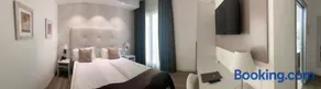 International Beach Hotel - Image 2