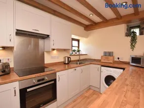 3 Bed in Ashford In The Water oc-pk501 - Image 3