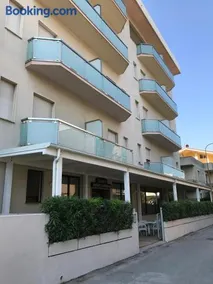 Hotel International - Image 2