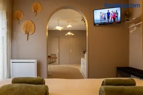 Love Room Suite Bali - Auray en Bretagne - Image 1