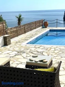 Residence Sineti Beach sea view maisonette - Image 2
