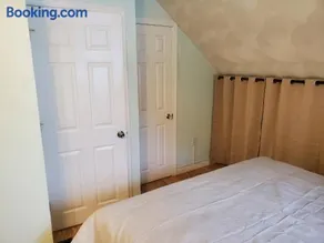Private Room with Queen Bed and Work Station - Image 1