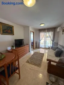 Isla Park, Your Vacation Home! - Image 2