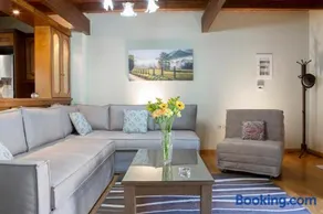 Dimitras home - Image 2