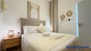 Veridian Stay 2BR Oasis - Stylish & Modern - Image 2