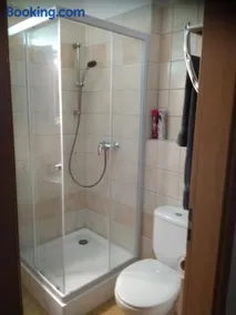 KarosPool Apartman - Image 4