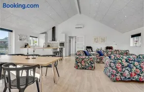 Pet Friendly Home In Hadsund With Sauna - Image 4