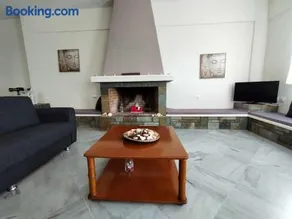 Beachfront Villa Gia Paros - Image 3