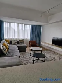 Laurel Haven Abode - Image 1