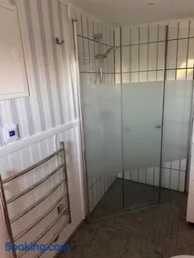 Backstugan - litet hus med storslaget läge - Image 5