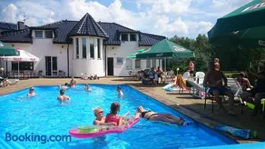 Brydar with Sauna, Swimming Pool and Jacuzzi - Image 3