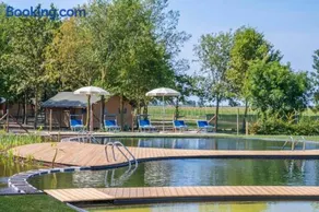 Luxury Lodge Glamping - Image 2