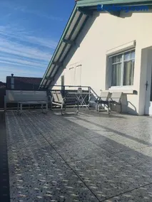 L'Océan pour Voisin, gîte 3 étoiles pour 5 à 6 pers, dans maison, terrasse 34mètres carrés Plage à 1500 m - Image 3