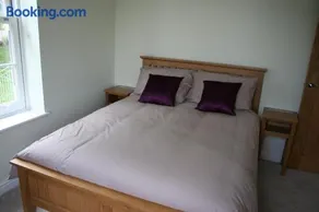 Highlands Apartment 2 - Image 4