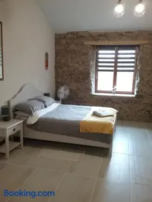 La Grange - Image 3
