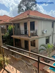 Victoria Breeze Apartments - Image 2