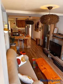 Piso Rustico Asia - Image 1