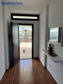 Vineyard House - Image 3