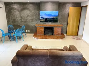 Apartamento Amplo com 2 Suítes - Image 1