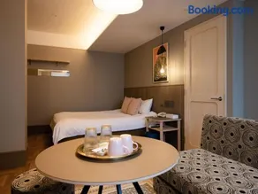 Designer's Hotel ALICE - Image 2