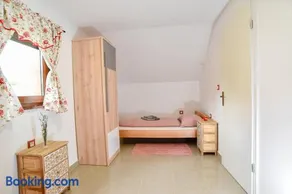 Budimberg Ku?a za odmor s bazenom - Image 4
