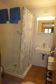 Chalet Mack - Image 4