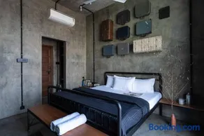 Beton Brut Le Pavillon , Private Pool , Karjat - Image 2
