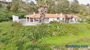 Nice quiet holiday bungalow Casa Covas on Quinta do Retiro - Image 1